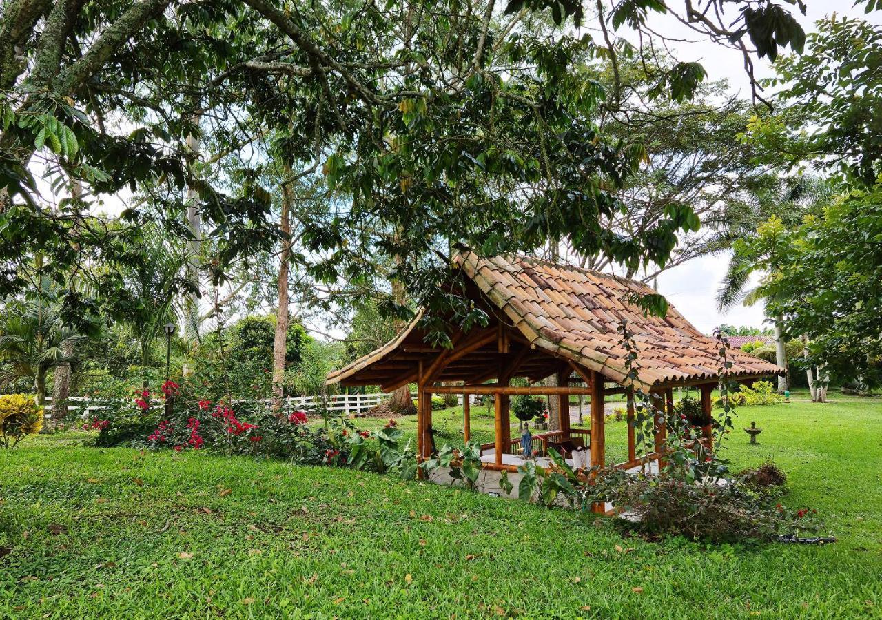 Hacienda Hotel El Percal Pueblo Tapao Exterior photo